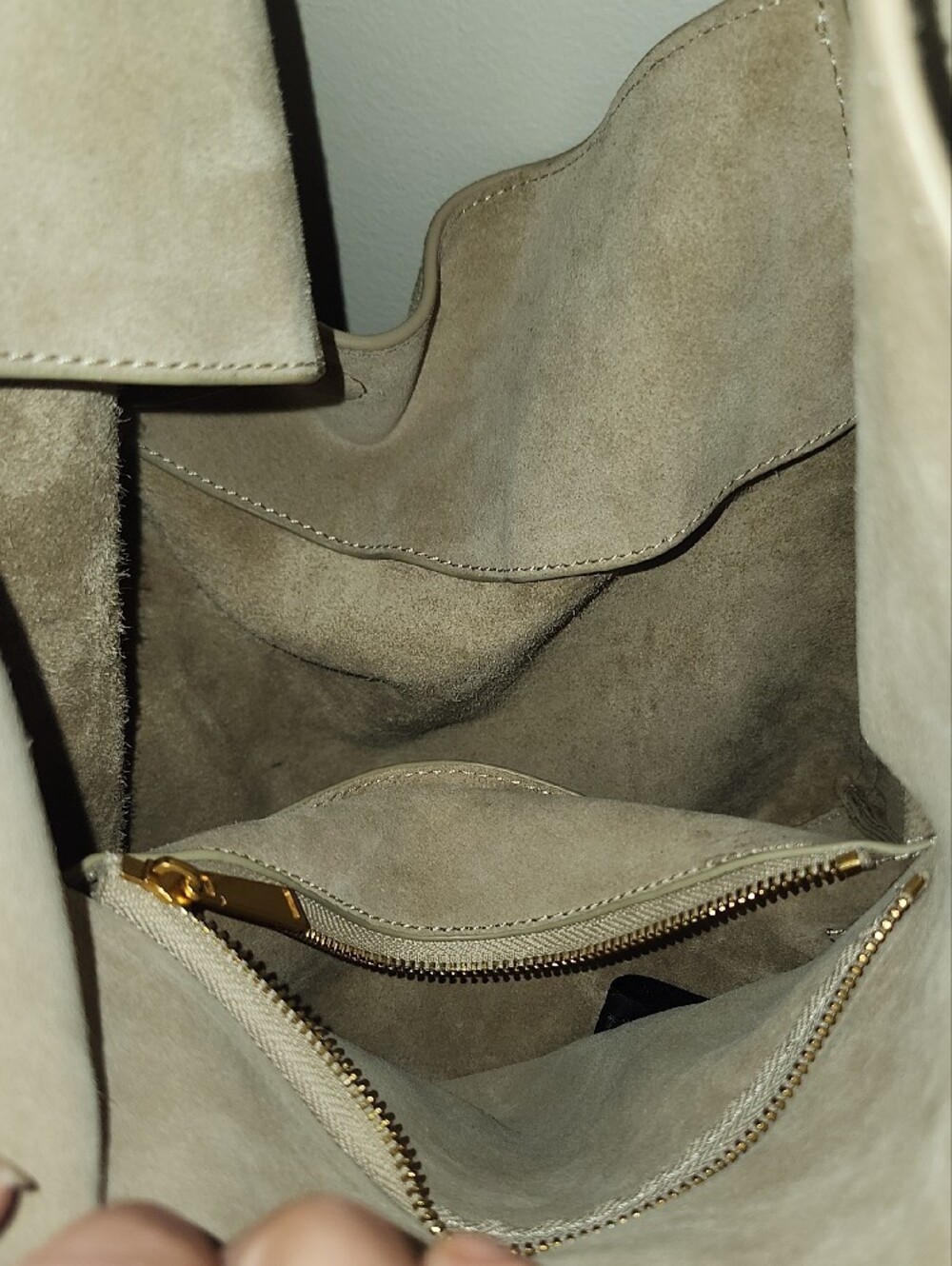 Quince Suede Slouchy Shoulder Bag Esme Sand Beige Boho Minimalist Quiet Luxury - Picture 10 of 11